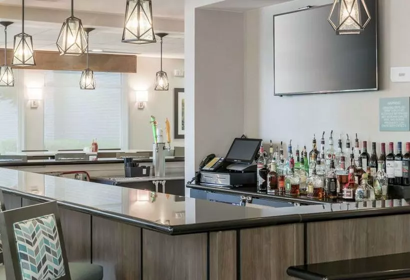 Отель Hilton Garden Inn Dfw North Grapevine