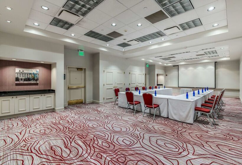 فندق Hilton Garden Inn Suffolk Riverfront