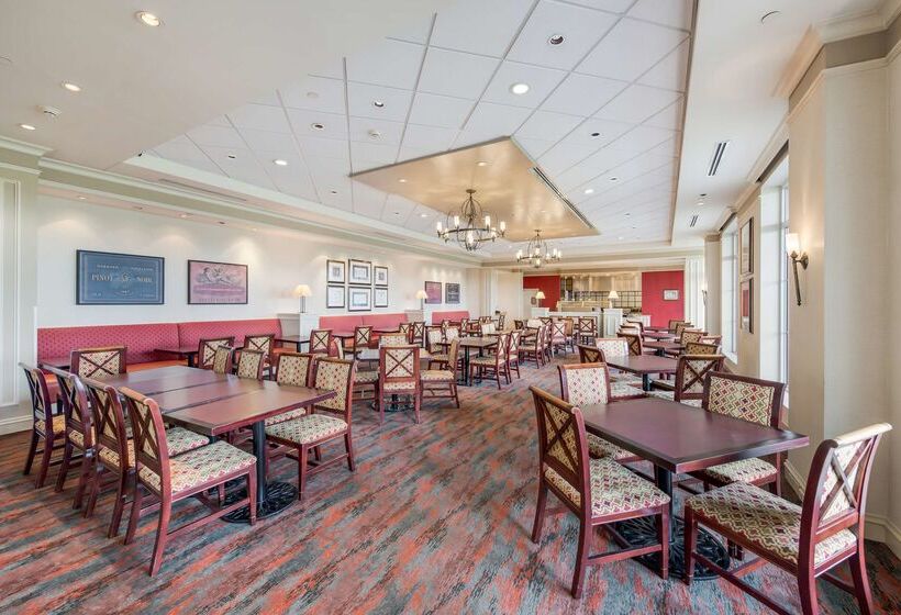 فندق Hilton Garden Inn Suffolk Riverfront