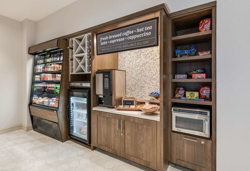 فندق Hilton Garden Inn Suffolk Riverfront