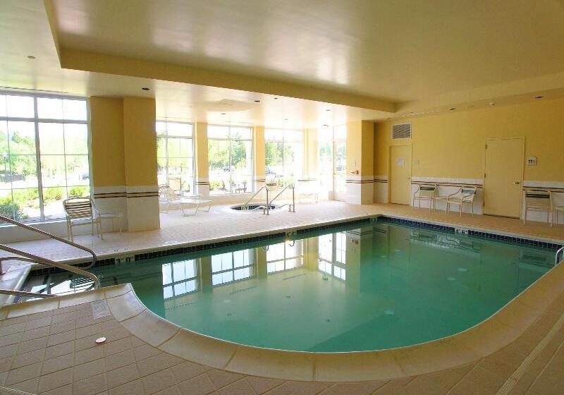 فندق Hilton Garden Inn Suffolk Riverfront