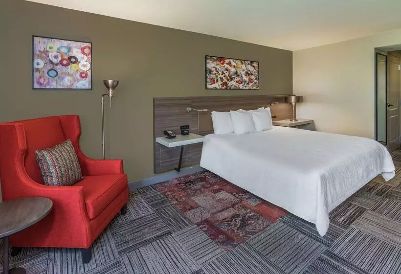 هتل Hilton Garden Inn Syracuse