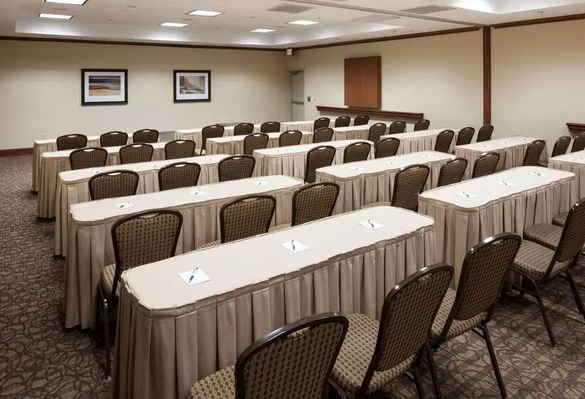 هتل Homewood Suites By Hilton Irvingdfw Airport