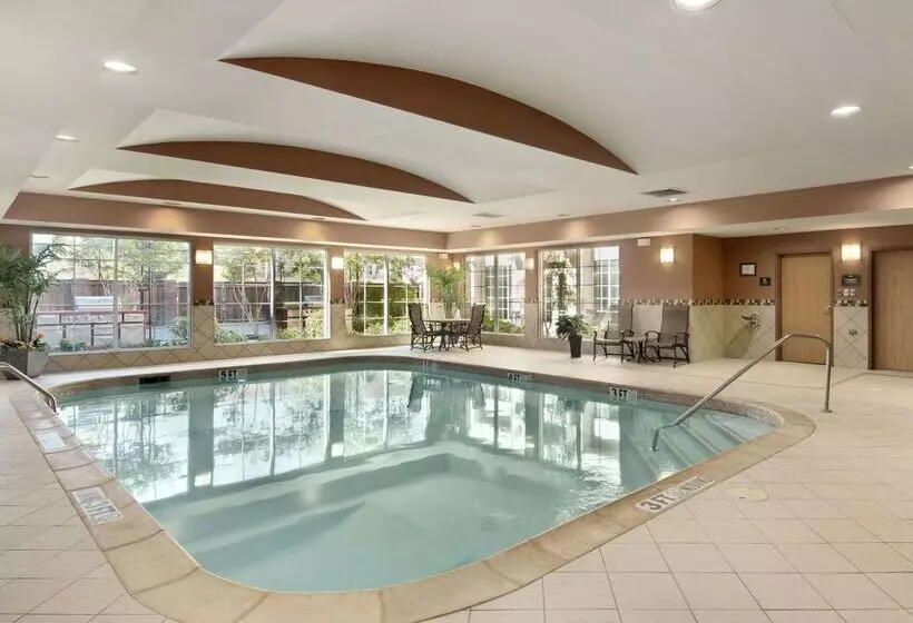 هتل Homewood Suites By Hilton Irvingdfw Airport