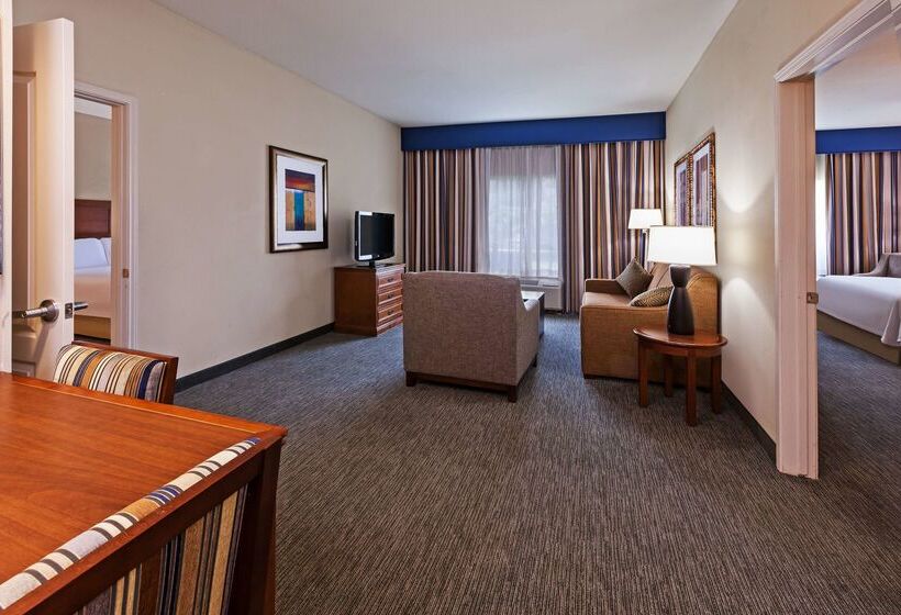 Otel Homewood Suites By Hilton Laredo At Mall Del Norte