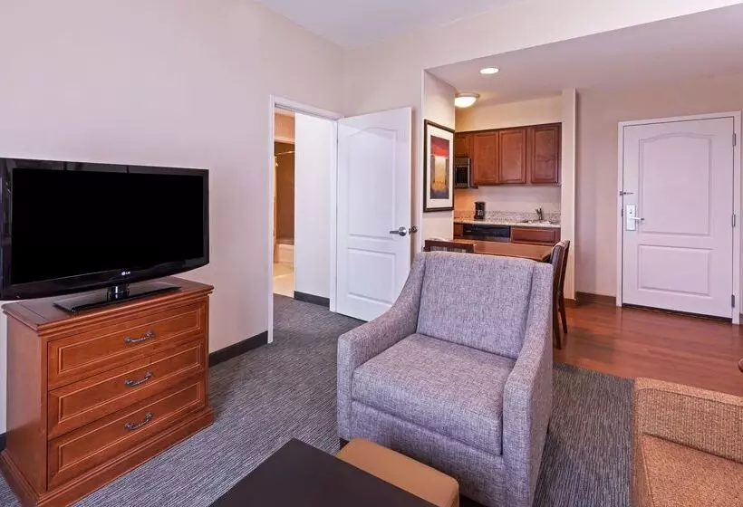 호텔 Homewood Suites By Hilton Laredo At Mall Del Norte