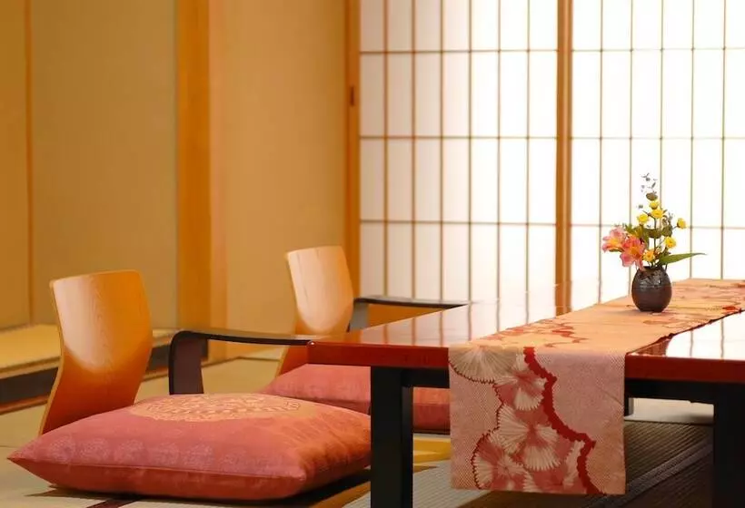 Отель Kamiyamada