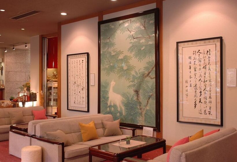 בית מלון כפרי Kamiyamada