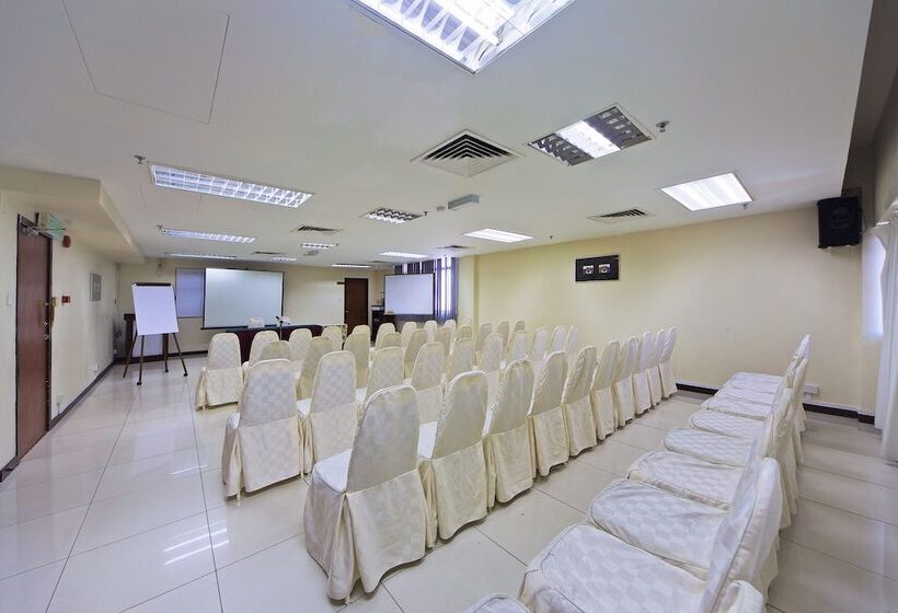 ホテル Kinabalu Daya