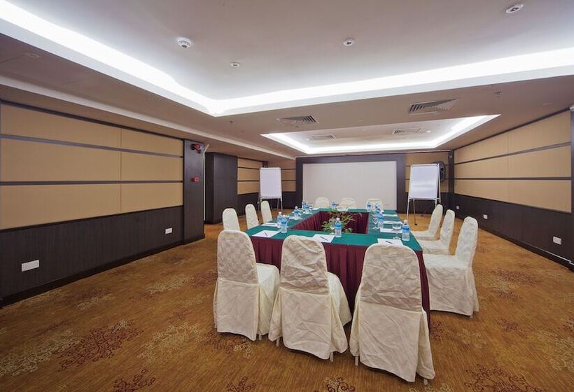 ホテル Kinabalu Daya