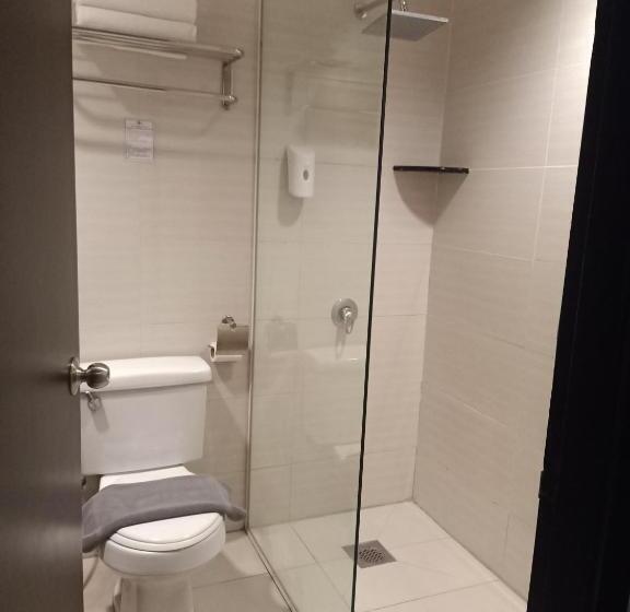 ホテル Kinabalu Daya