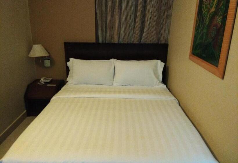 ホテル Kinabalu Daya