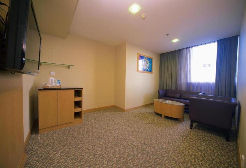 ホテル Kinabalu Daya