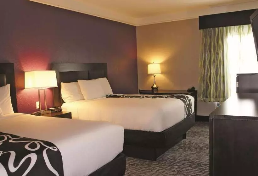 Otel La Quinta By Wyndham Pearland