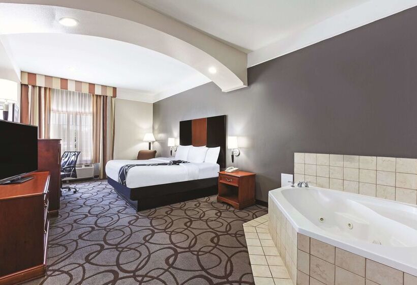 فندق La Quinta By Wyndham Granbury