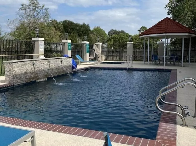 Отель La Quinta By Wyndham Rosenberg