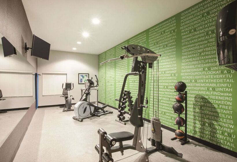 בית מלון כפרי La Quinta By Wyndham Mansfield Tx