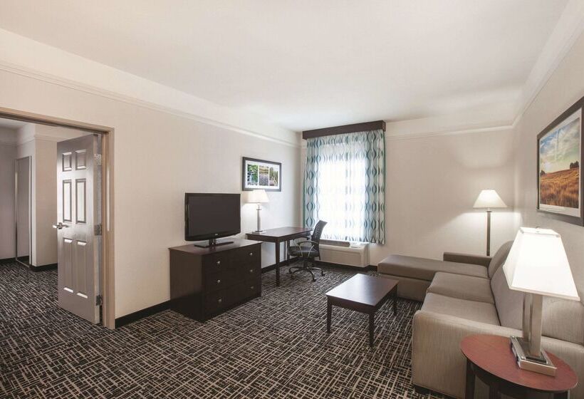 בית מלון כפרי La Quinta By Wyndham Mansfield Tx