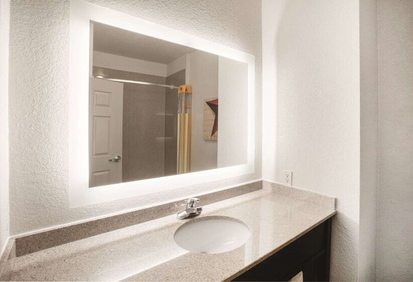 בית מלון כפרי La Quinta By Wyndham Mansfield Tx