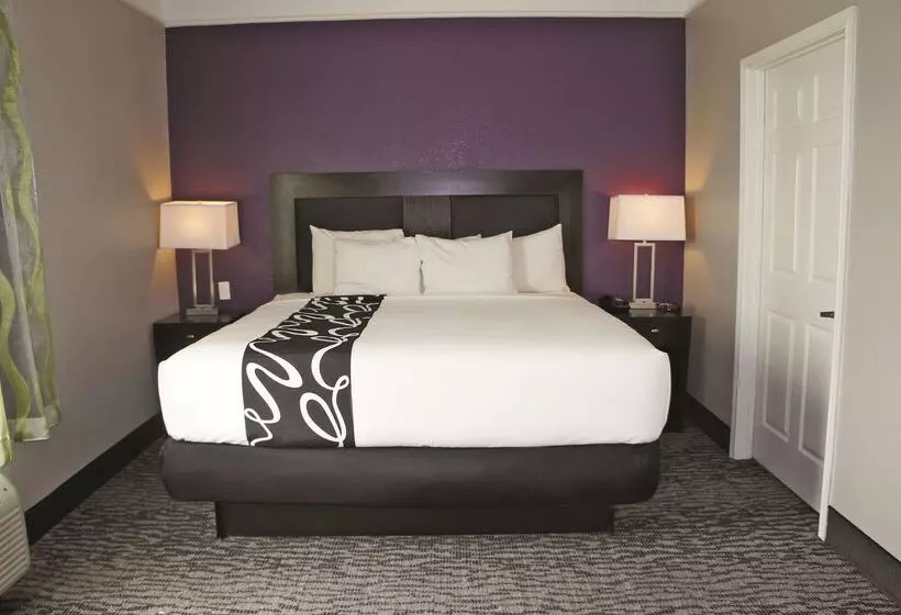 Otel La Quinta By Wyndham Pearland