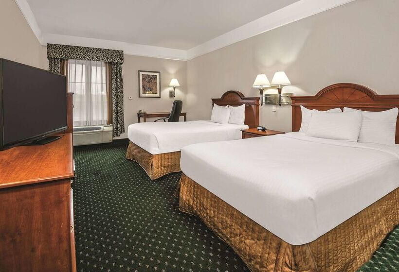 فندق La Quinta By Wyndham Stephenville