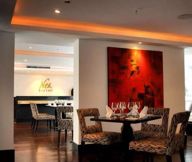 Le Parc Hotel, Beyond Stars