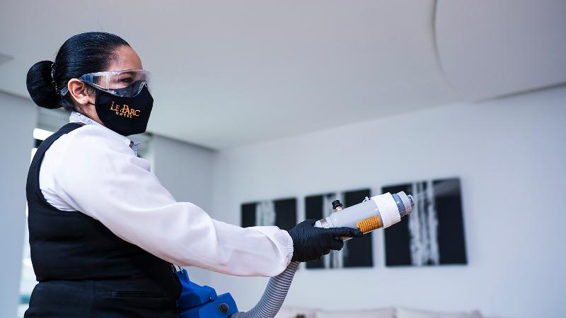 Le Parc Hotel, Beyond Stars