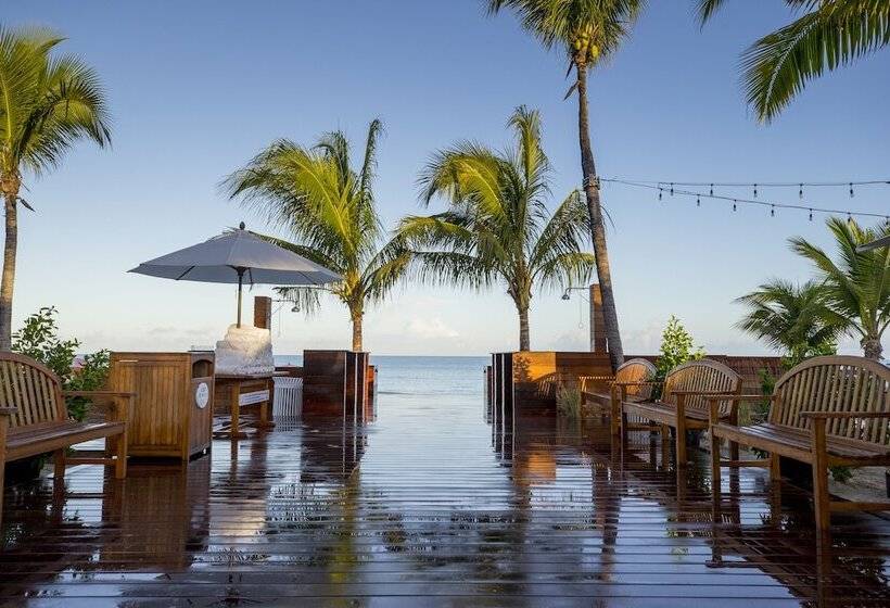 호텔 Ocean Club West