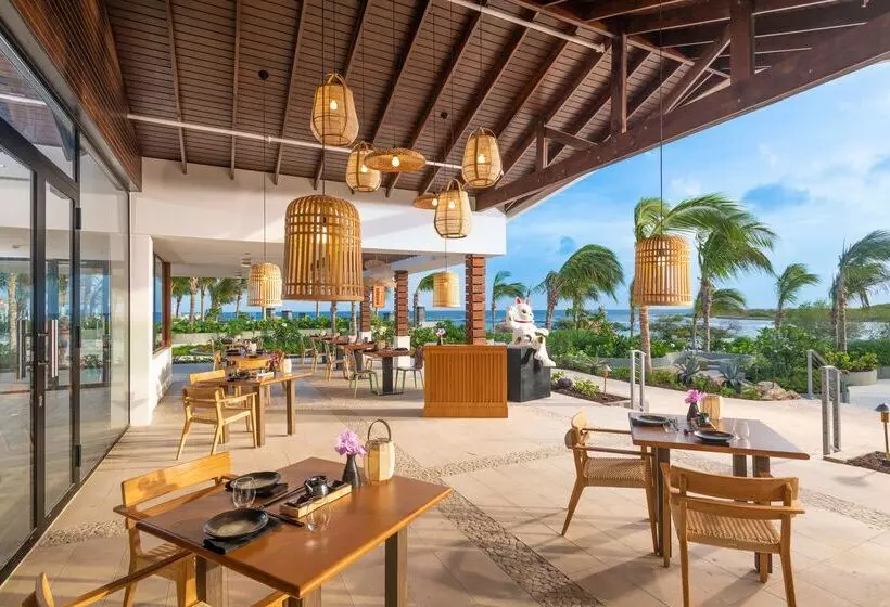 בית מלון כפרי Santa Barbara Beach & Golf Resort