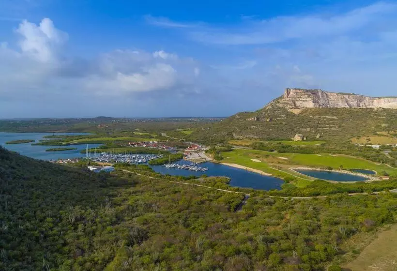 בית מלון כפרי Santa Barbara Beach & Golf Resort