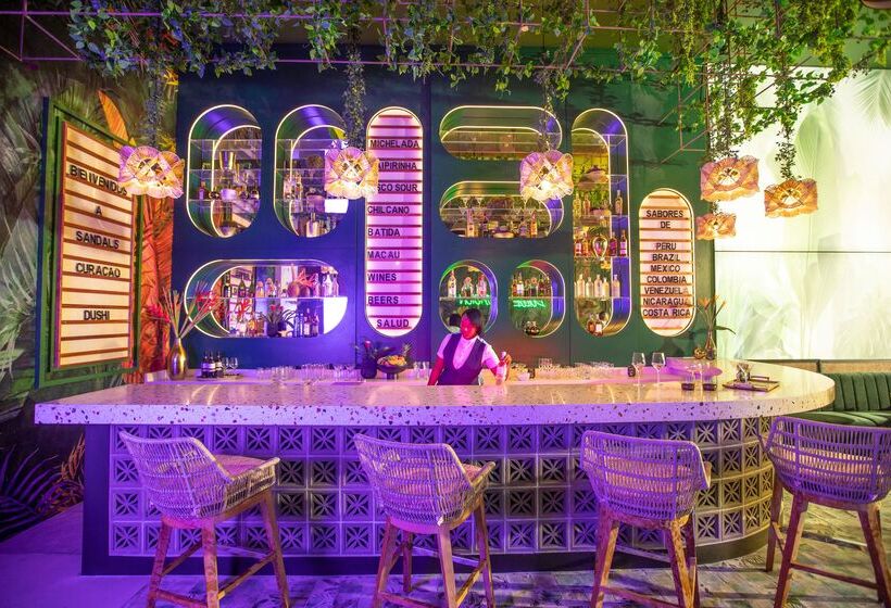 هتل Santa Barbara Beach & Golf Resort