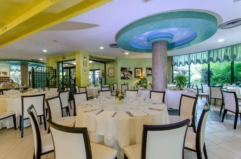 ホテル Santacroce Meeting