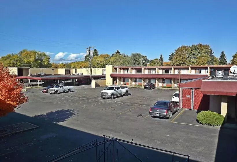 هتل Travelodge By Wyndham Kalispell