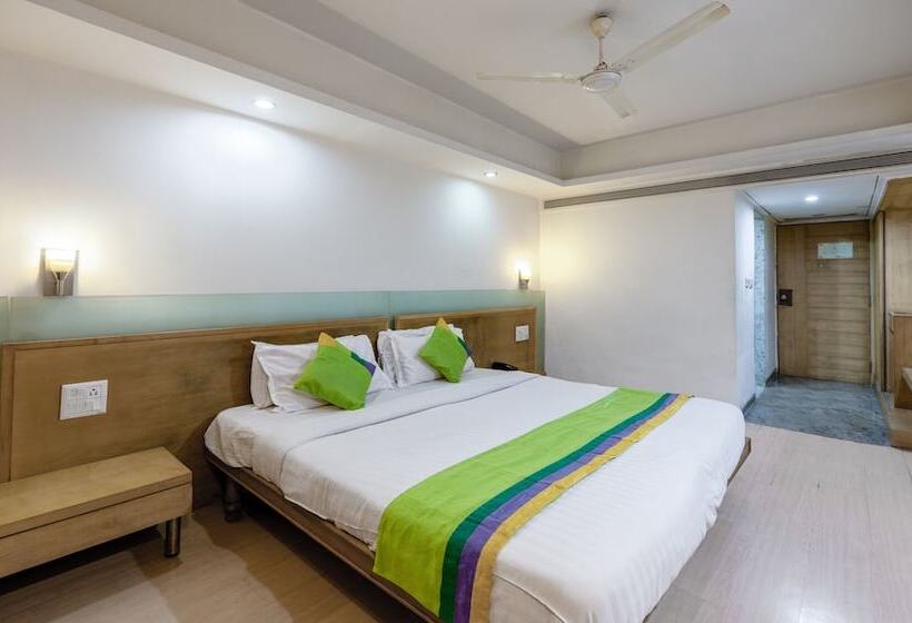 Fabhotel Cambay Sapphire