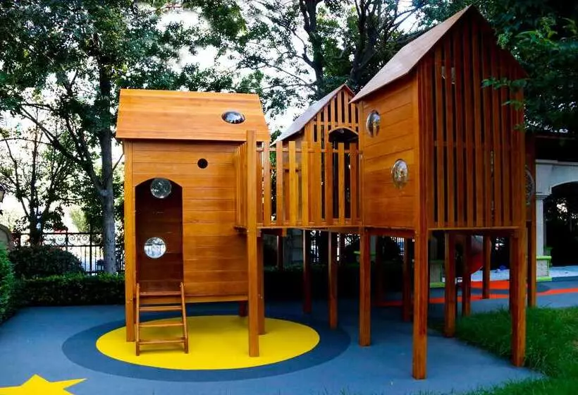 ホテル Wyndham Qingdao