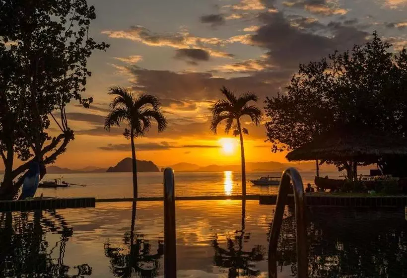 Отель Yao Yai Beach Resort