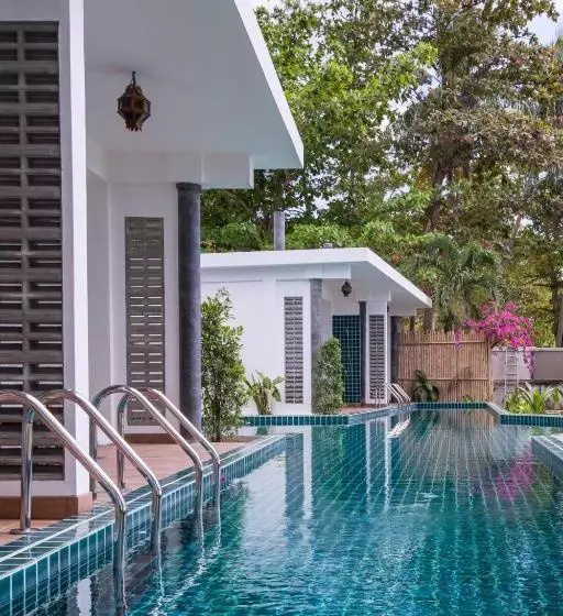 Отель Yao Yai Beach Resort