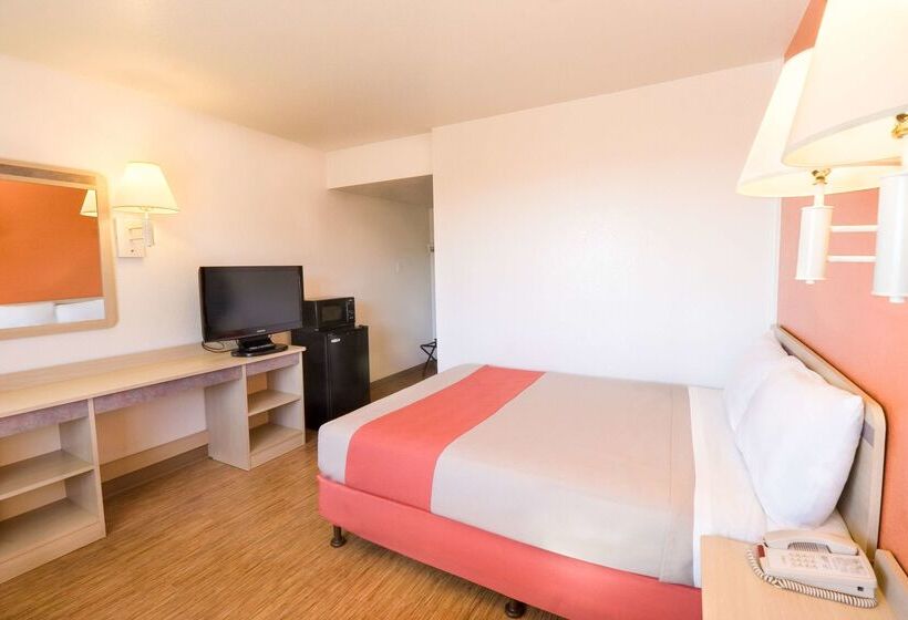 Motel 6 Pendleton, Or