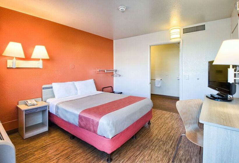 Motel 6 Pendleton, Or