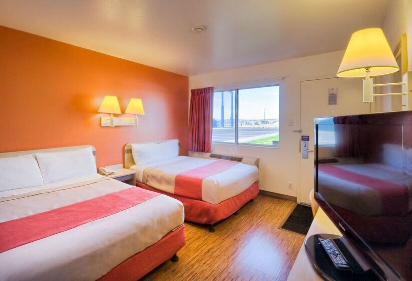 Motel 6 Pendleton, Or