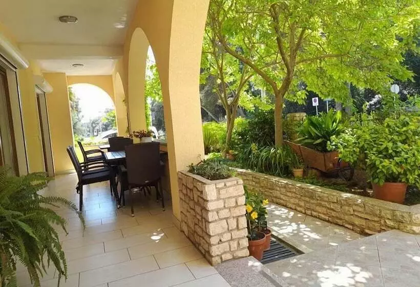 Bed and Breakfast Villa Kristina