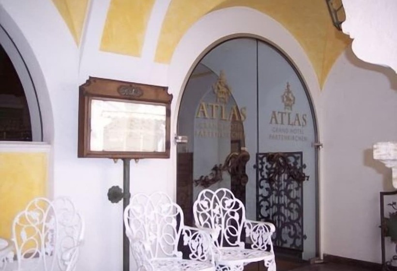 בית מלון כפרי Atlas Grand