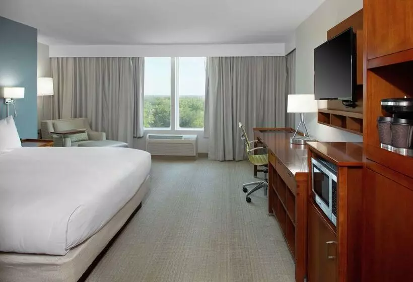 Doubletree By Hilton Hotel Biloxi