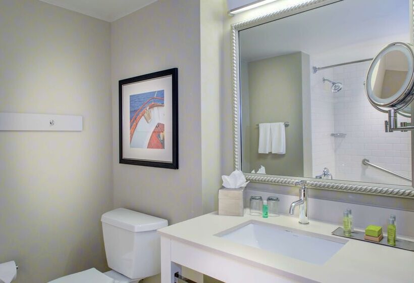 Doubletree By Hilton Hotel Biloxi