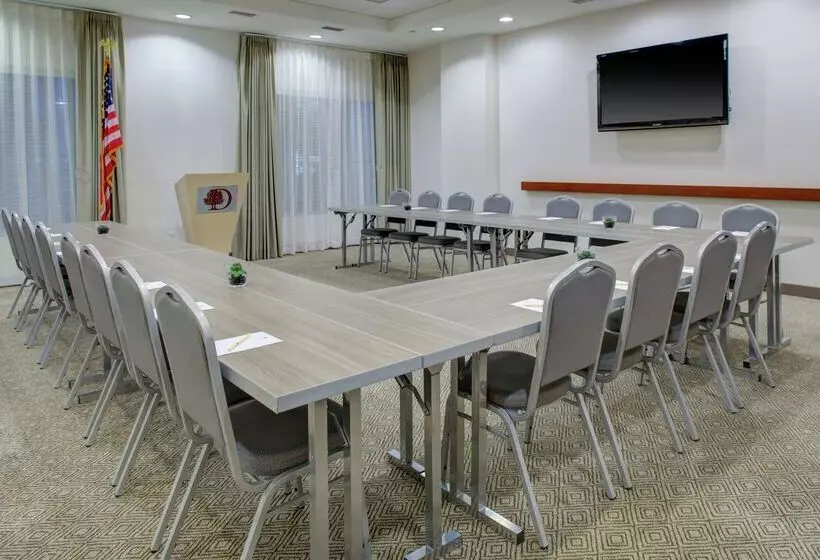 Doubletree By Hilton Hotel Biloxi