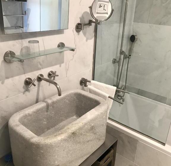 ホテル Enoturismo Novavila Rias Baixas Wine Design