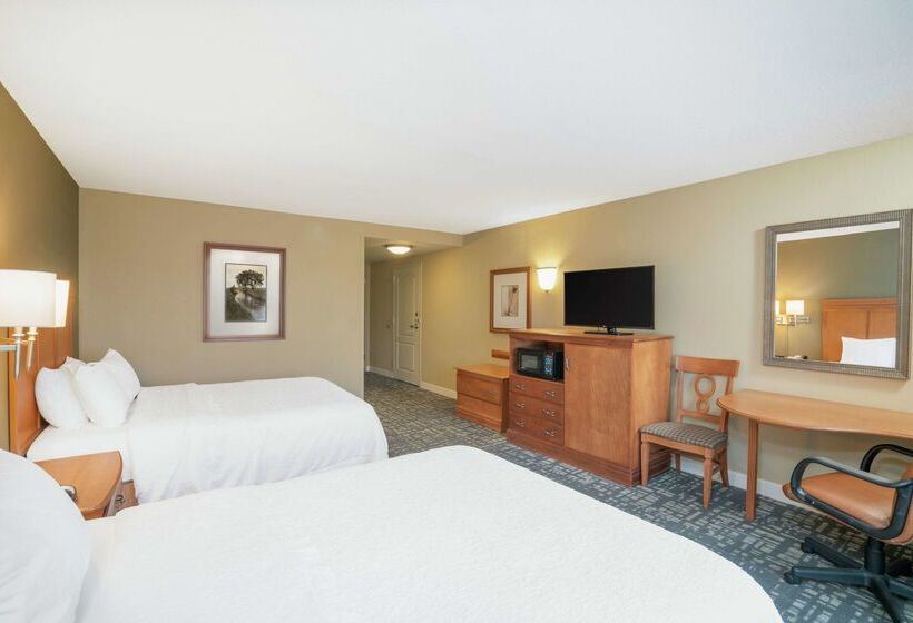 호텔 Hampton Inn & Suites Murfreesboro