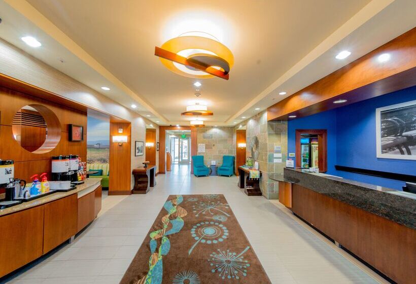 בית מלון כפרי Hampton Inn & Suites Riverside/corona East