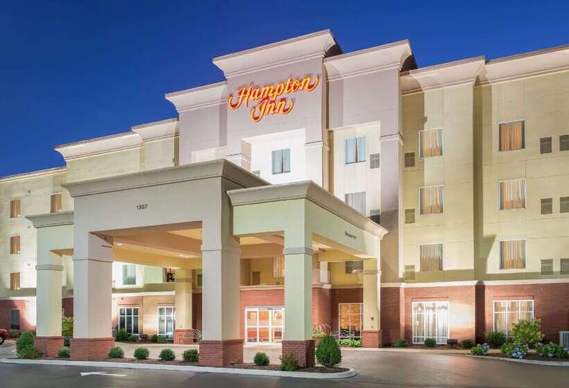 בית מלון כפרי Hampton Inn Kingston