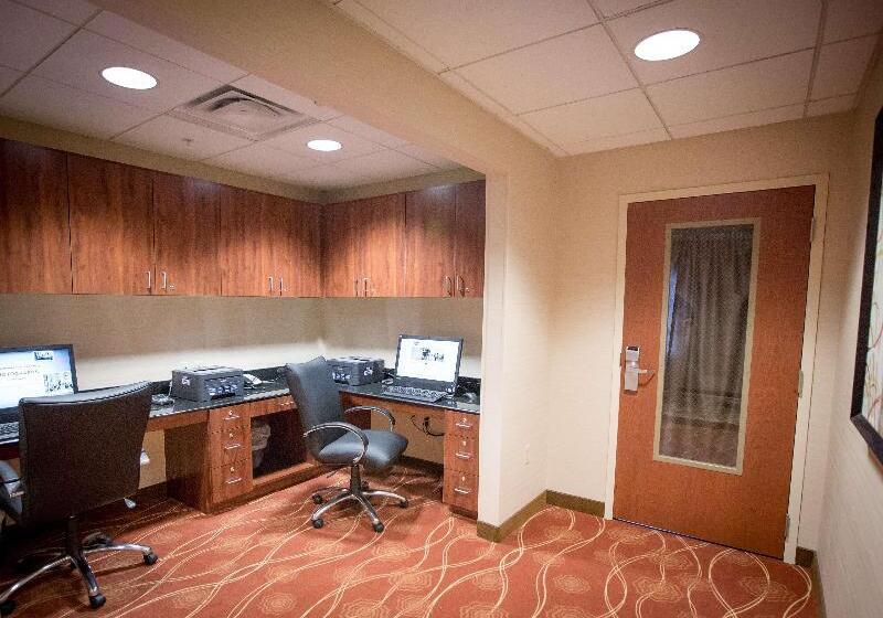 ホテル Hampton Inn & Suites Blairsville